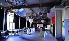 Crailsheim: HANGAR Event Airport - Die Eventlocation - FoyerFeier