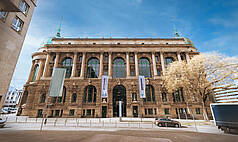 Stuttgart: HAUS DER WIRTSCHAFT - Außenansicht