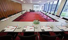 Esslingen am Neckar bei Stuttgart: Esslingen live - Kultur und Kongress - Konzentriert arbeiten mit ein grünem Ausblick.