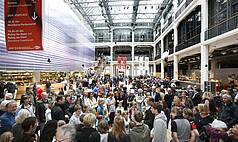 Karlsruhe: ZKM  - Zentrum für Kunst und Medien - ZKM Foyer 1