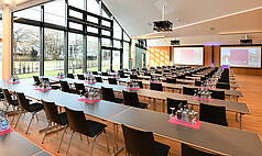 Leinfelden-Echterdingen bei Stuttgart: Convention und Event Center Filderhalle