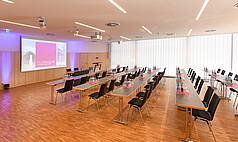 Leinfelden-Echterdingen bei Stuttgart: Convention und Event Center Filderhalle