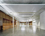 Festsaalfoyer mit Blick auf Festsaal
