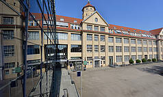 Karlsruhe: ZKM  - Zentrum für Kunst und Medien - ZKM Aussenansicht 1