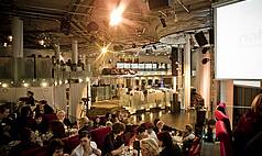 St. Wolfgang: scalaria - circus circus | Galasetting 
mit Seitebühne & Design Bar 