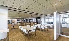 Regensburg: Jahnstadion Regensburg - Businessclub II