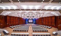 Pforzheim: CCP CongressCentrum Pforzheim - Für Kongresse und große Tagungen, für Abendevents, Kick-Off und Mitarbeiterveranstaltungen ist der Große Saal im CongressCentrum Pforzheim CCP ideal geeignet und enorm anpassbar. 