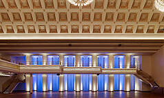 Baden-Baden: Kurhaus Baden-Baden - Bénazetsaal - individuelle Beleuchtung