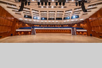 Der leere Große Saal im CongressCentrum Pforzheim CCP - ideal für freie Eventgestaltung nicht zuletzt unter Coronabedingungen, aber auch für Messen und ähnliche Veranstaltungen.