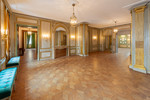 Palais Montgelas Inneres Foyer Blick in Watteausalon und Montgelassa